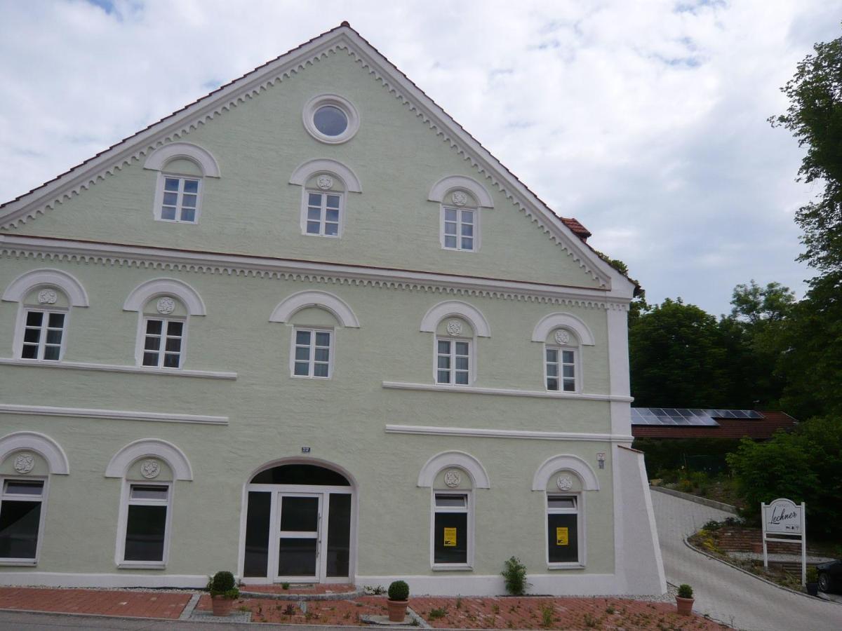 Pension Lechner Vilsbiburg Buitenkant foto